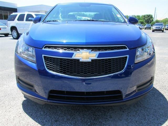 Chevrolet Cruze 2012 photo 2