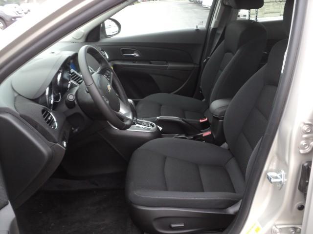 Chevrolet Cruze 2012 photo 3
