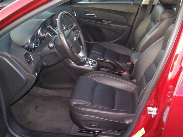 Chevrolet Cruze 2012 photo 2