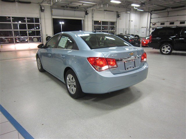 Chevrolet Cruze 2012 photo 3