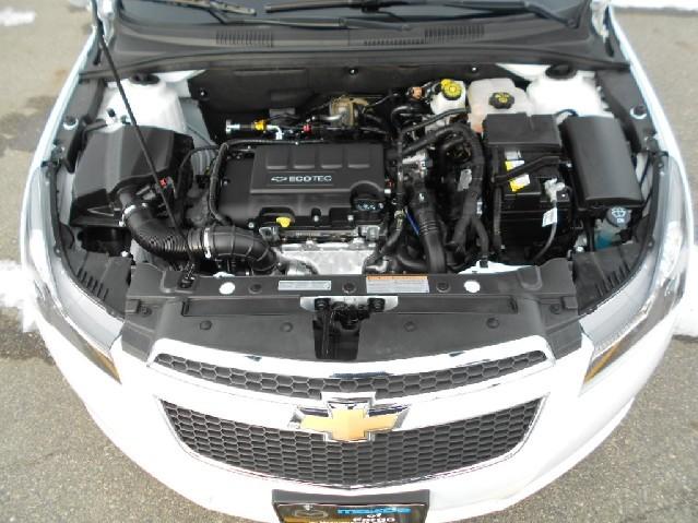 Chevrolet Cruze 2012 photo 3