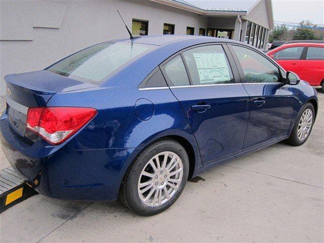 Chevrolet Cruze Z71, 4X4, LS, XCAB Sedan