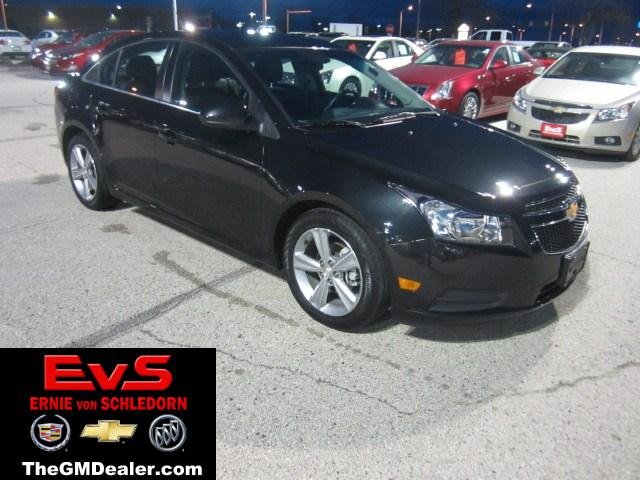 Chevrolet Cruze 4.6L V8 RWD Unspecified