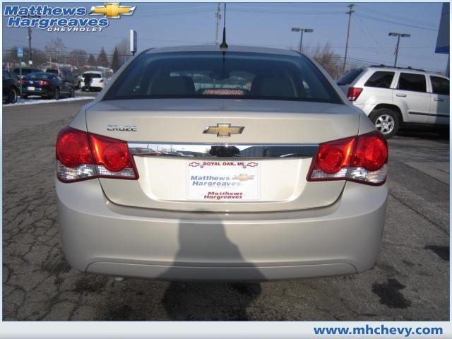Chevrolet Cruze 2012 photo 3
