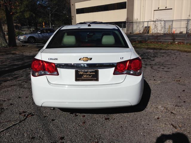 Chevrolet Cruze 2012 photo 2