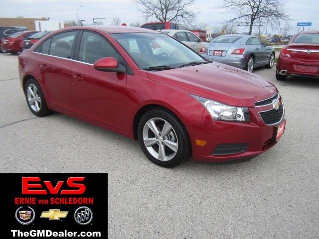 Chevrolet Cruze 4.6L V8 RWD Unspecified
