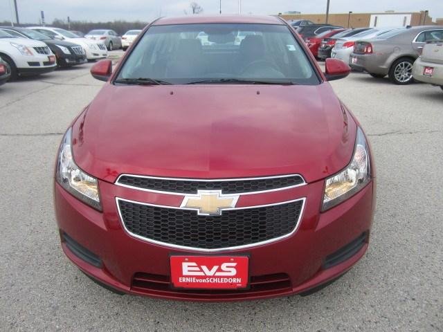 Chevrolet Cruze 2012 photo 3