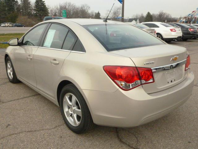 Chevrolet Cruze 2012 photo 2