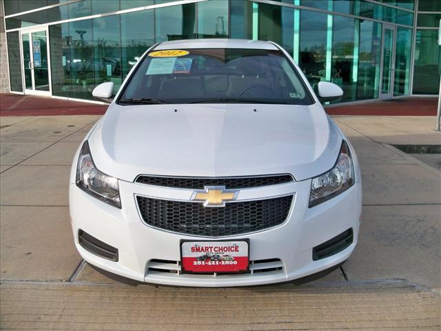 Chevrolet Cruze 2012 photo 2