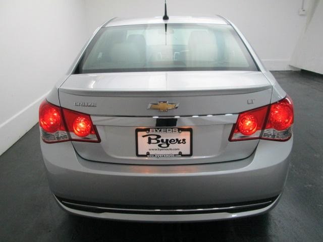 Chevrolet Cruze 2012 photo 3
