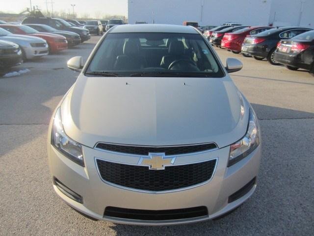 Chevrolet Cruze 2012 photo 2