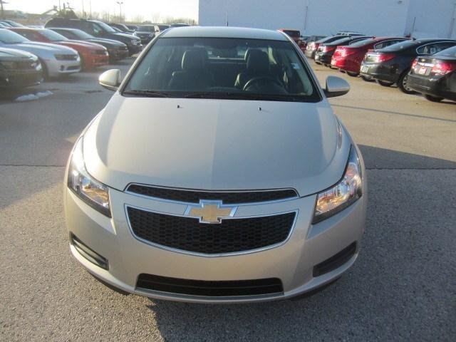 Chevrolet Cruze 2012 photo 3