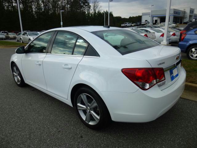 Chevrolet Cruze 2012 photo 2