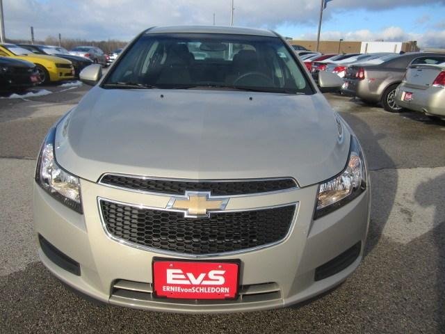Chevrolet Cruze 2012 photo 3
