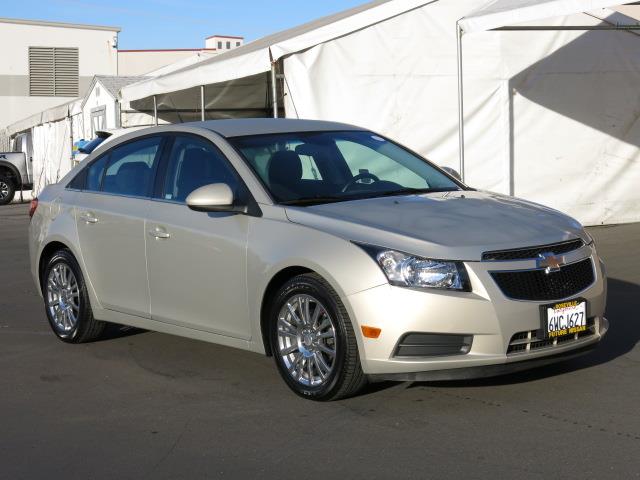 Chevrolet Cruze 2012 photo 3