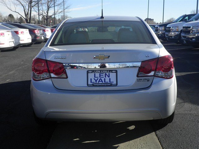 Chevrolet Cruze 2012 photo 2