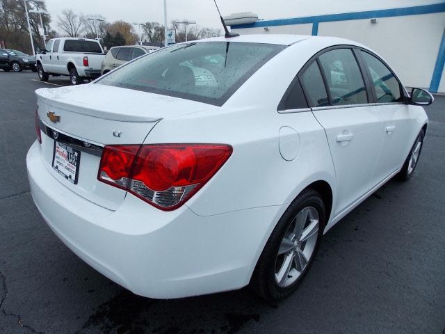 Chevrolet Cruze 2012 photo 4