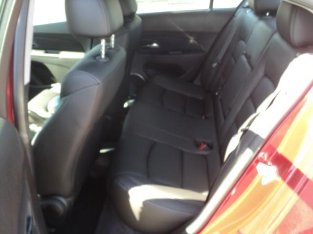 Chevrolet Cruze 2012 photo 2