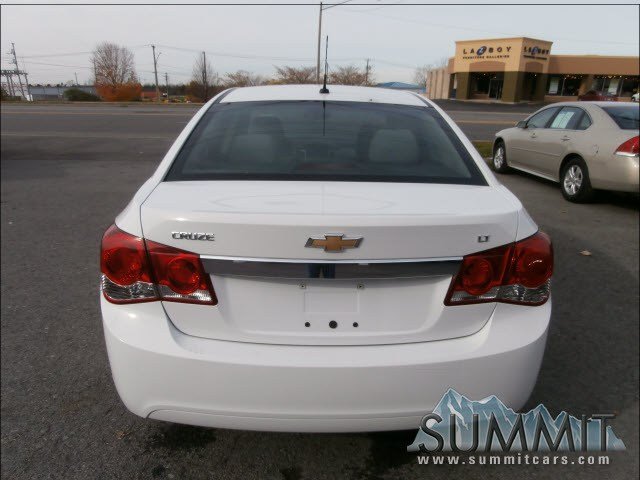 Chevrolet Cruze 2012 photo 3