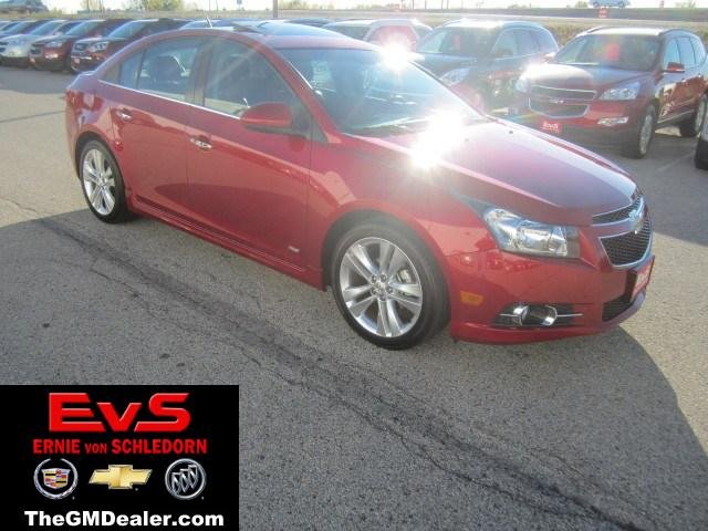 Chevrolet Cruze 4.6L V8 RWD Unspecified