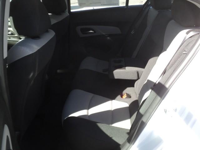 Chevrolet Cruze 2012 photo 2