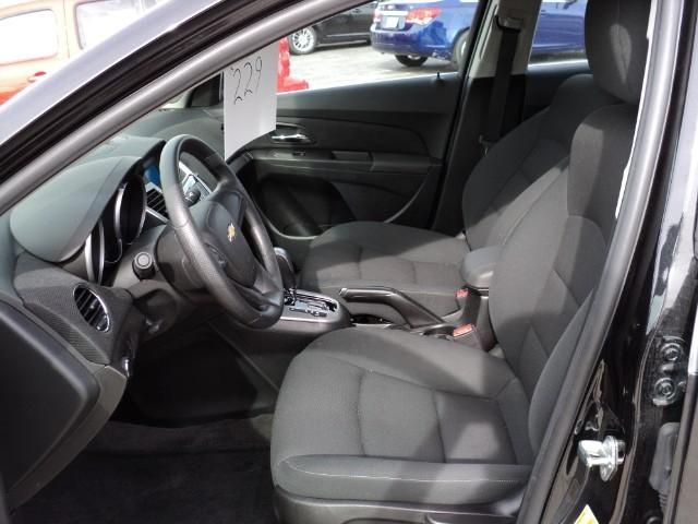 Chevrolet Cruze 2012 photo 3