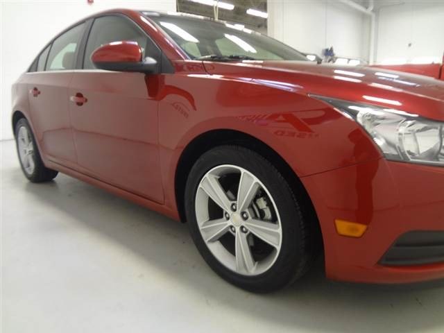 Chevrolet Cruze 2012 photo 2