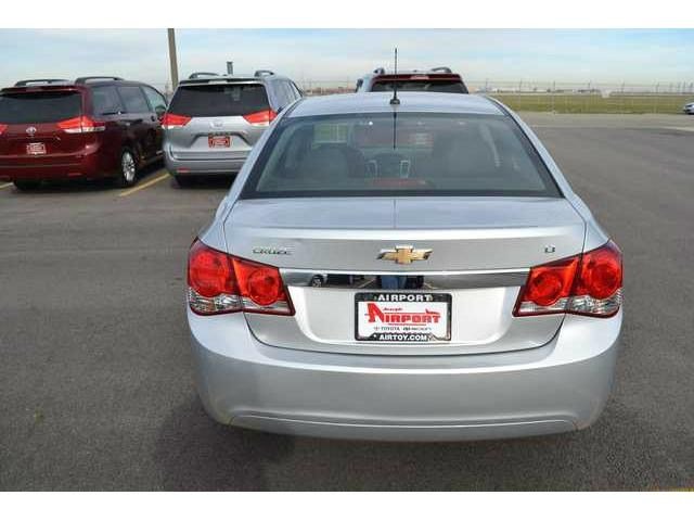 Chevrolet Cruze 2012 photo 3