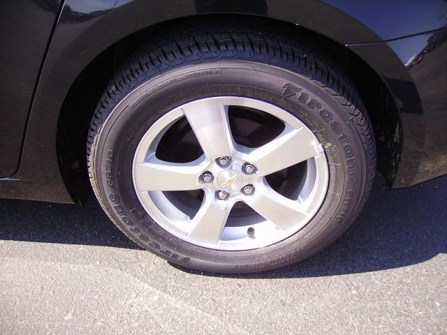 Chevrolet Cruze 2012 photo 2