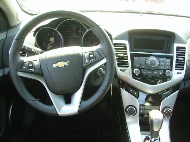 Chevrolet Cruze 2012 photo 3