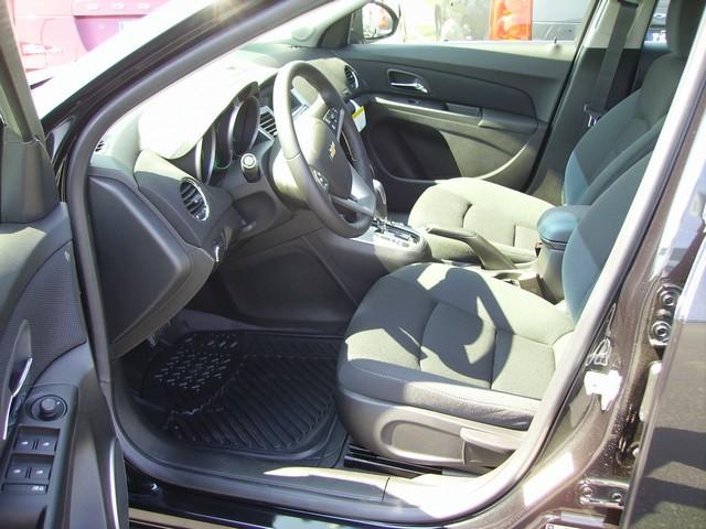 Chevrolet Cruze 2012 photo 4