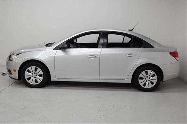 Chevrolet Cruze 2012 photo 2