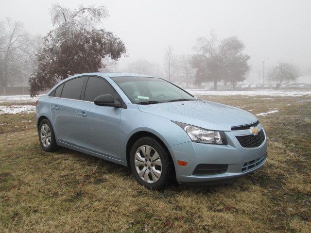 Chevrolet Cruze 2012 photo 2