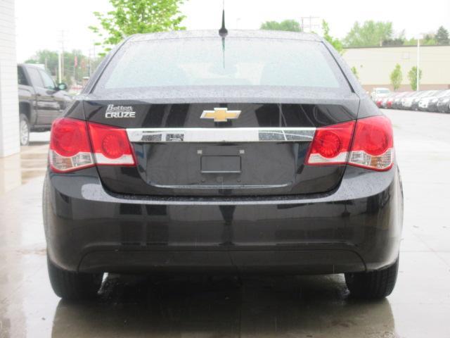 Chevrolet Cruze 2012 photo 2