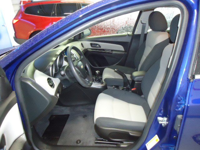 Chevrolet Cruze 2012 photo 4