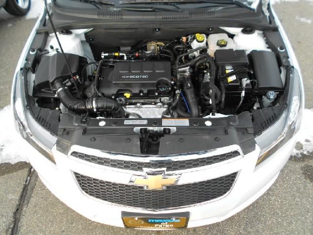 Chevrolet Cruze 2012 photo 3