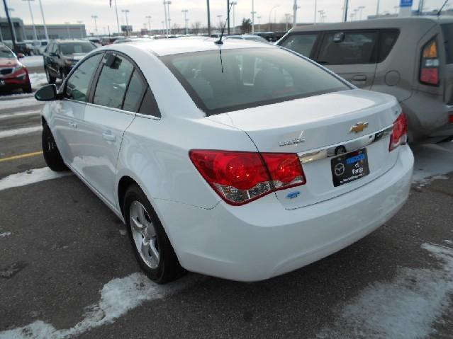 Chevrolet Cruze 2012 photo 4