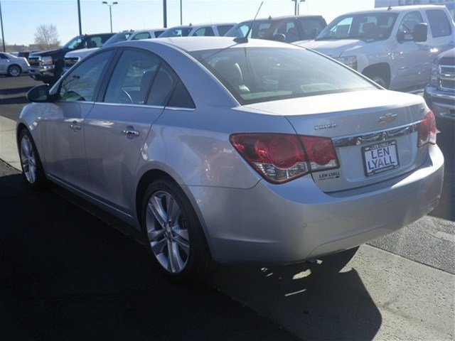 Chevrolet Cruze 2012 photo 3