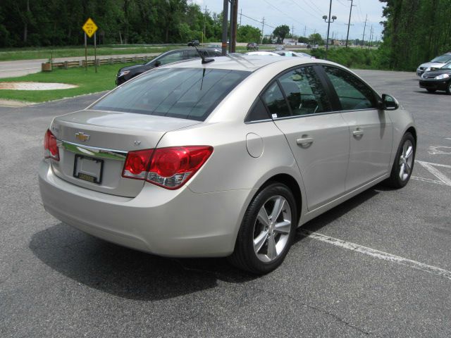 Chevrolet Cruze 2012 photo 2