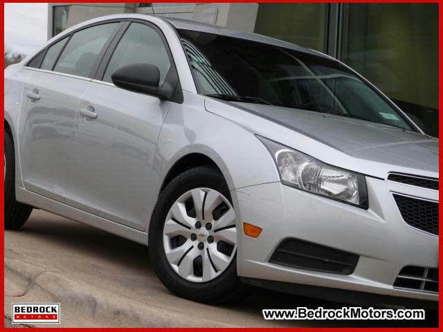 Chevrolet Cruze 2012 photo 2