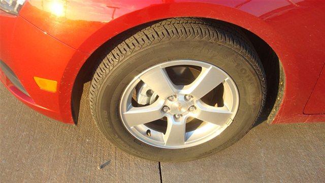 Chevrolet Cruze 2012 photo 2