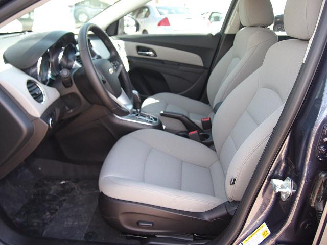 Chevrolet Cruze 2013 photo 3