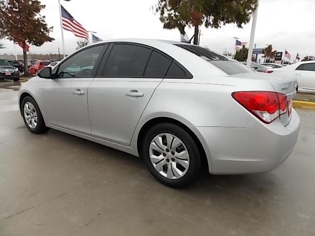 Chevrolet Cruze 2013 photo 3