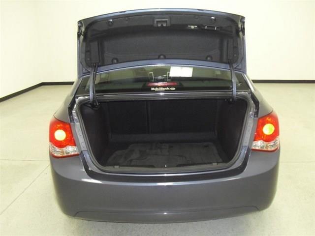 Chevrolet Cruze FWD 4dr Limited Sedan