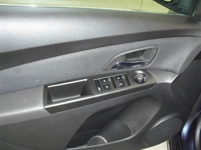 Chevrolet Cruze 2013 photo 24