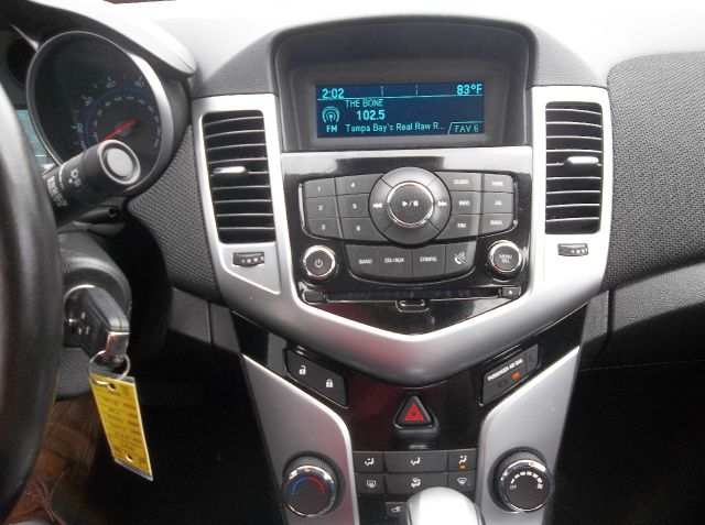 Chevrolet Cruze XLT Supercab Long Bed 4WD Sedan