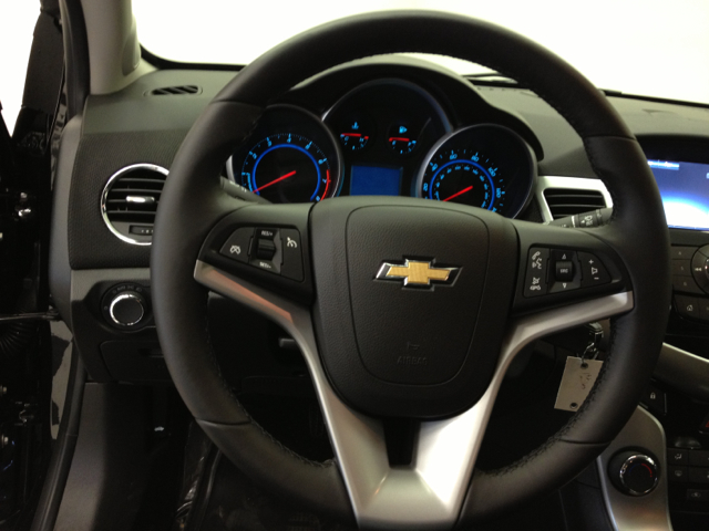 Chevrolet Cruze 2013 photo 2