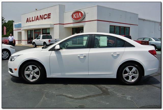 Chevrolet Cruze 2013 photo 3