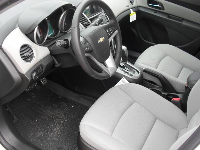 Chevrolet Cruze 2013 photo 4