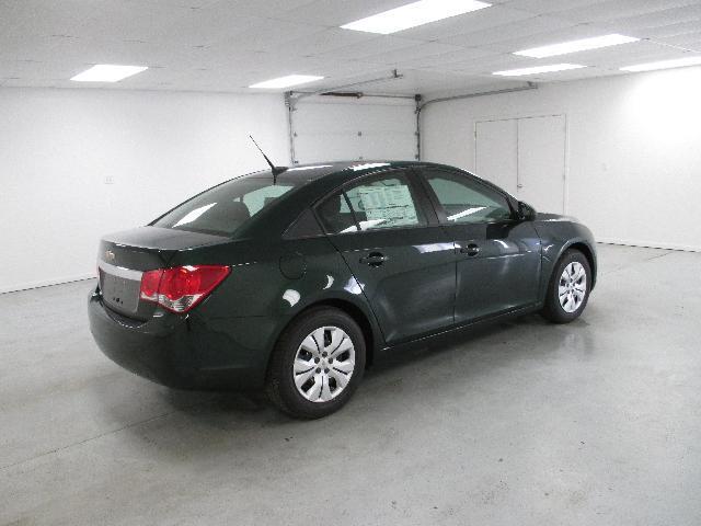 Chevrolet Cruze 2014 photo 2